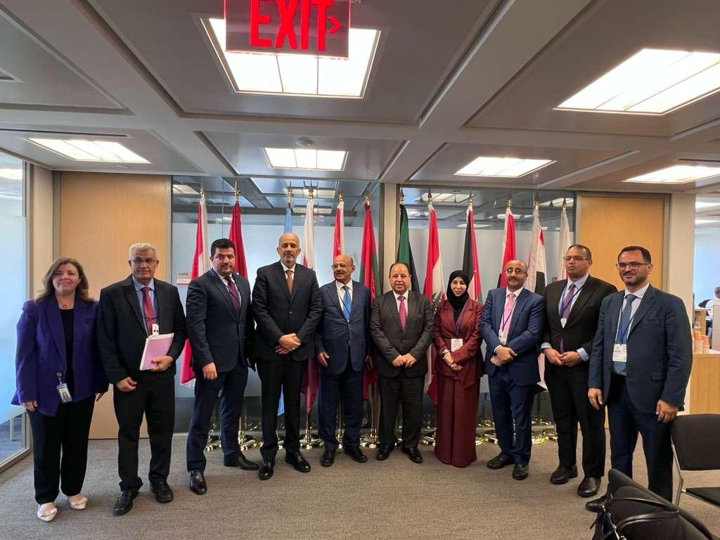 Yemeni Delegation Meets IMF Executive Director to Discuss Economic Challenges and Reform Path