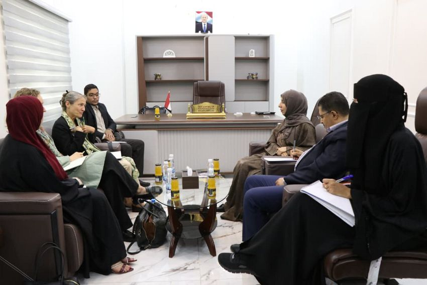 وزيرة التخطيط تبحث مع سفيرة هولندا تعزيز التعاون التنموي ودعم اولويات الحكومة